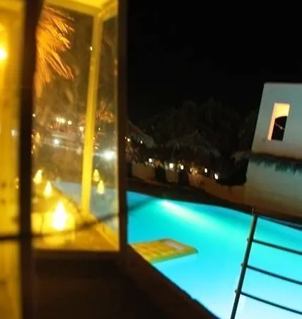 Sandy 2* Paralia Kourna