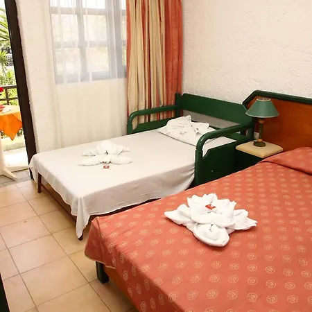 Sandy Hotel Paralia Kourna