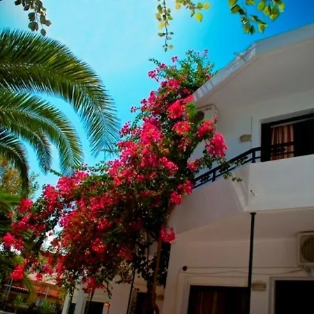 Sandy Hotel Paralia Kourna