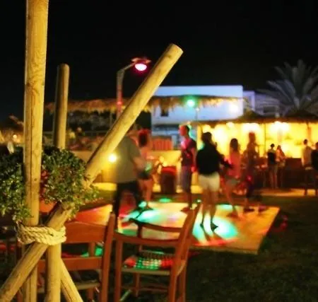 Sandy 2* Paralia Kourna